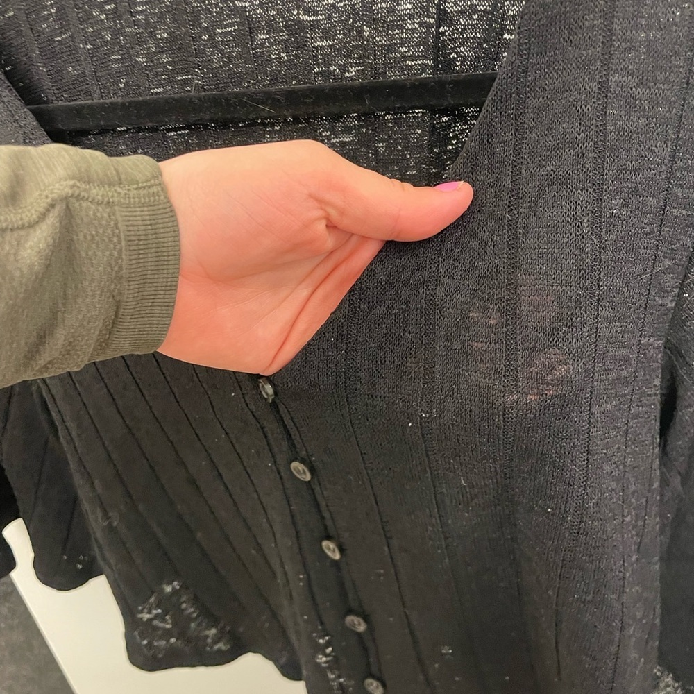 Black Button-Up Bell Sleeve Top - Picture 3 of 4